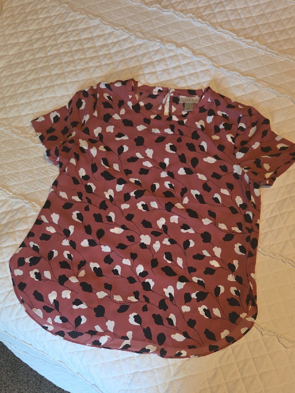 LOFT Mauve Floral Short Sleeve Blouse with Black & White Petal Print